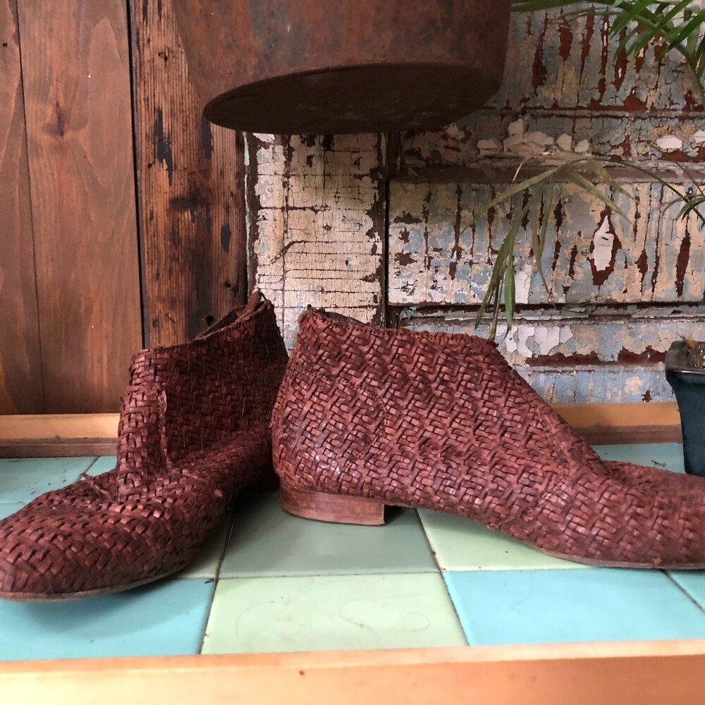 Rare Ron White Woven Leather Ankle Boots size 39.5 women's Shoes